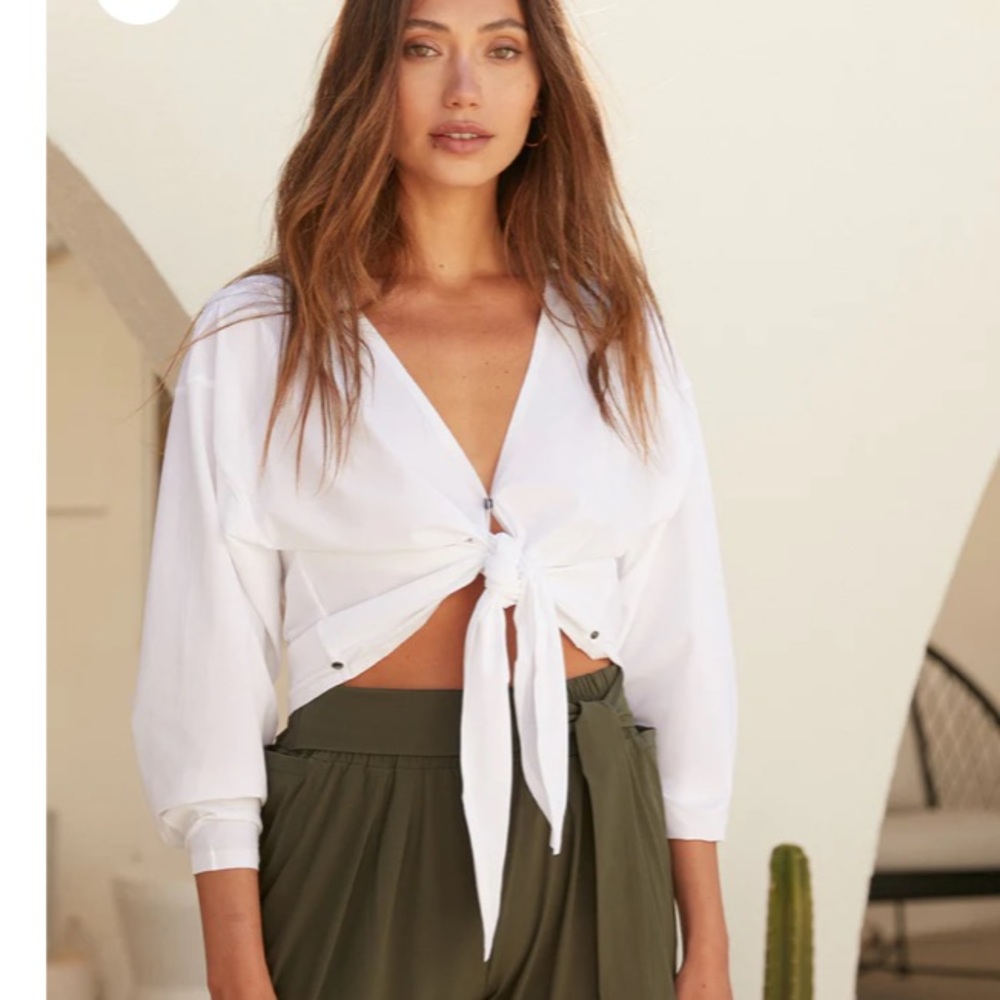 ADAY That’s a Wrap Top White Size X-Small- technical silk.